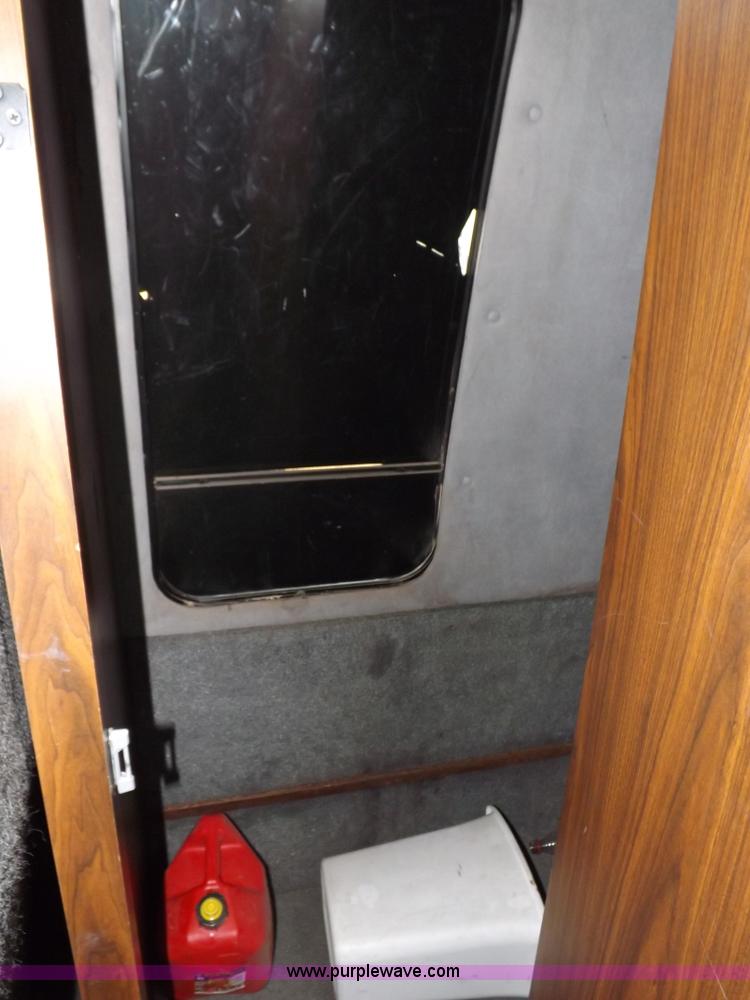 image for item I7723 1995 Ford Econoline E350 transit bus