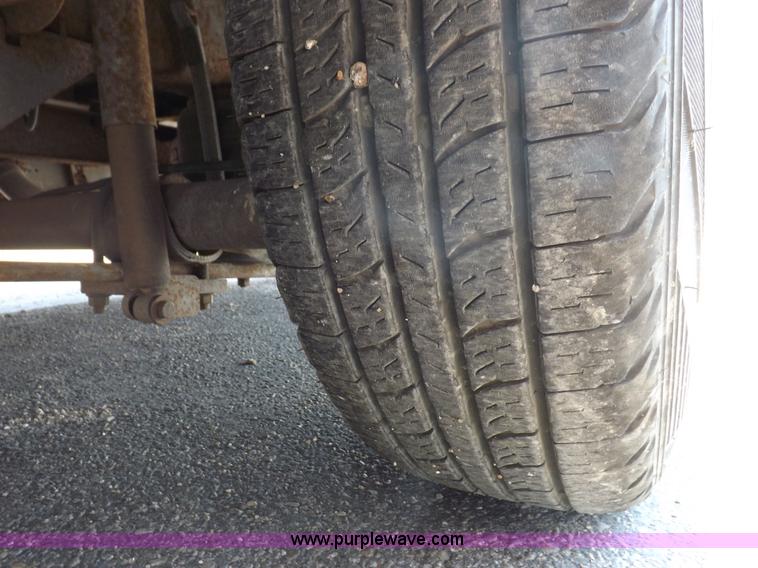 image for item I7723 1995 Ford Econoline E350 transit bus