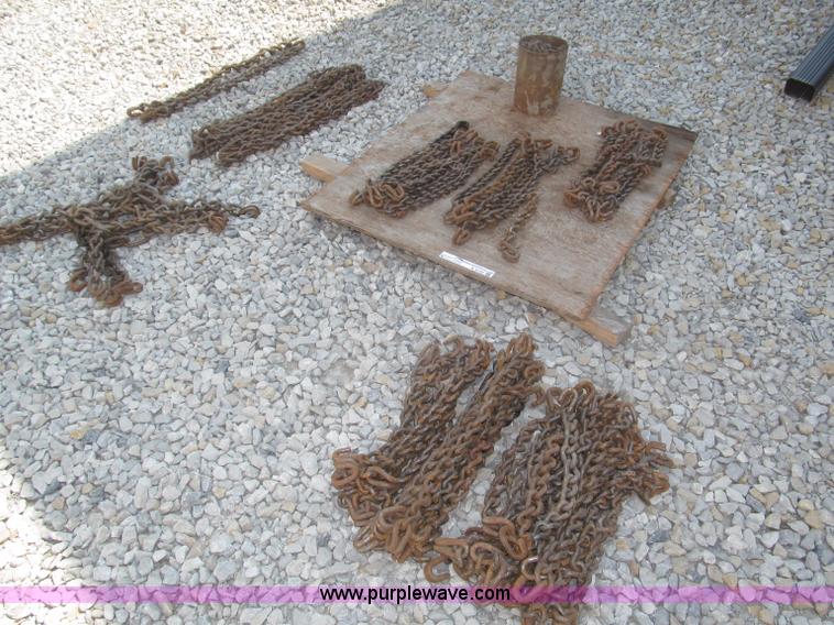 image for item K9732 Assorted tire chain crossbars