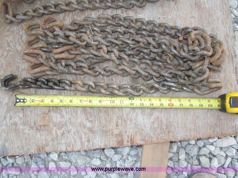 image for item K9732 Assorted tire chain crossbars