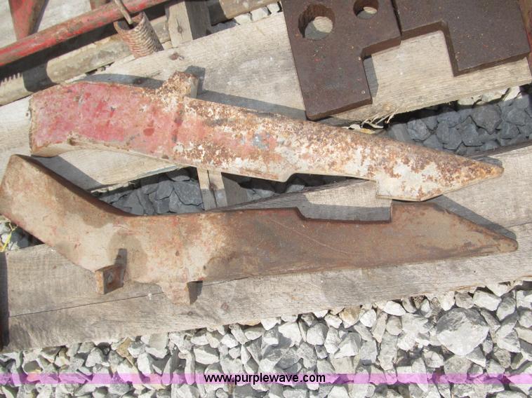 image for item K9735 (4) sets of International fast hitch adapters