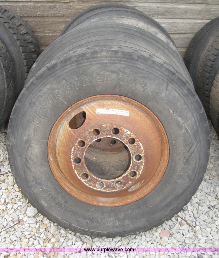 image for item K9747 (5) 22.5 tires