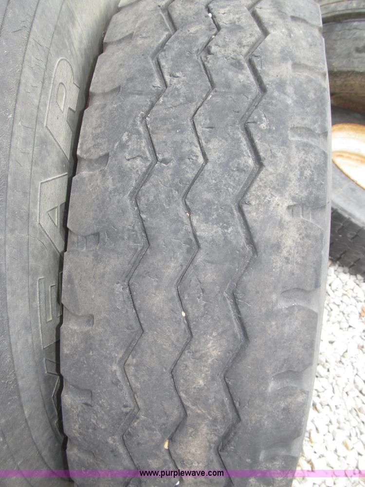 image for item K9747 (5) 22.5 tires