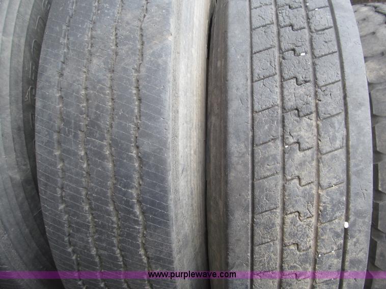 image for item K9747 (5) 22.5 tires