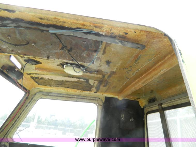 image for item Y9290 1974 Cushman Trackster utility vehicle