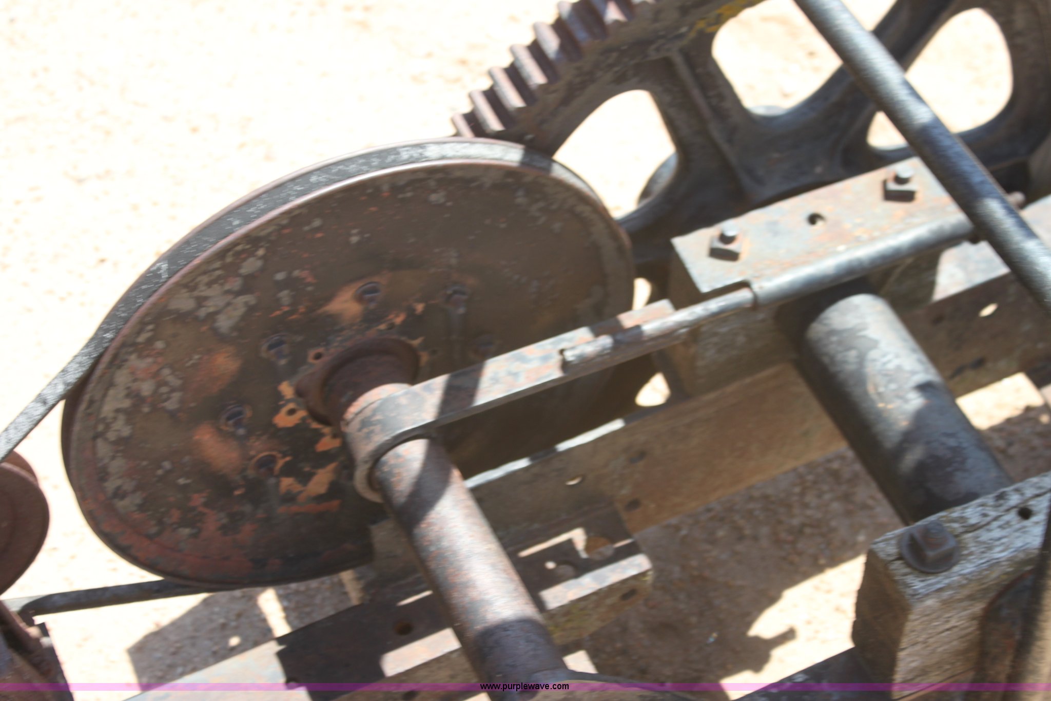 Mini oil well pump jack in Cunningham, KS Item AE9162 sold Purple Wave