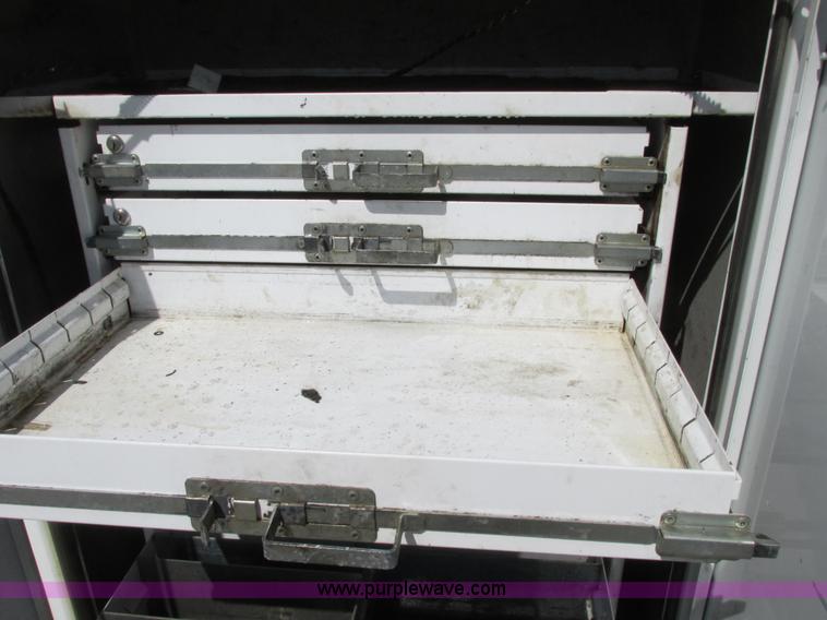 image for item A8575 2007 Ford F550 XL Super Duty service truck with crane