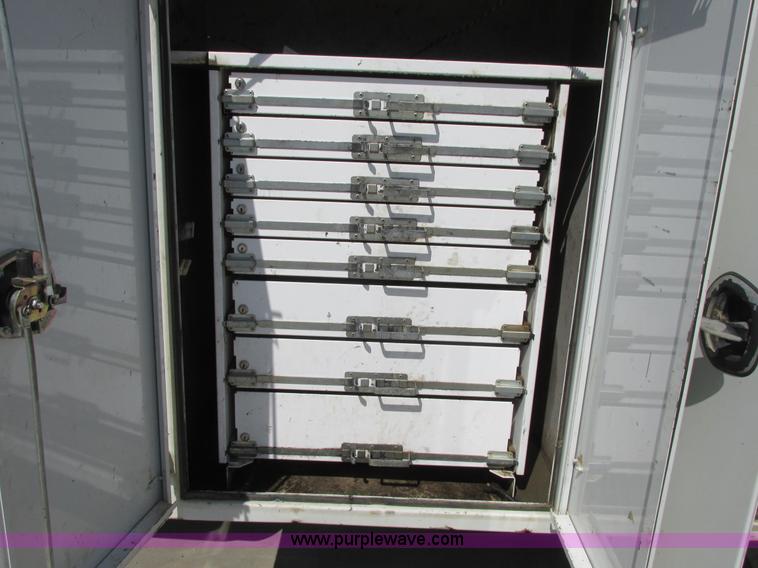 image for item A8575 2007 Ford F550 XL Super Duty service truck with crane