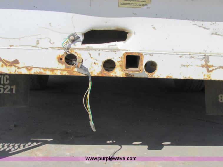 image for item A8575 2007 Ford F550 XL Super Duty service truck with crane