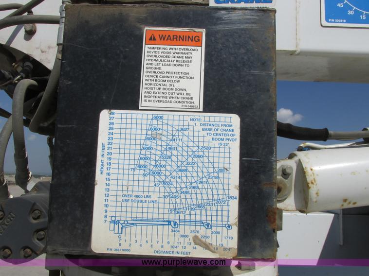 image for item A8575 2007 Ford F550 XL Super Duty service truck with crane