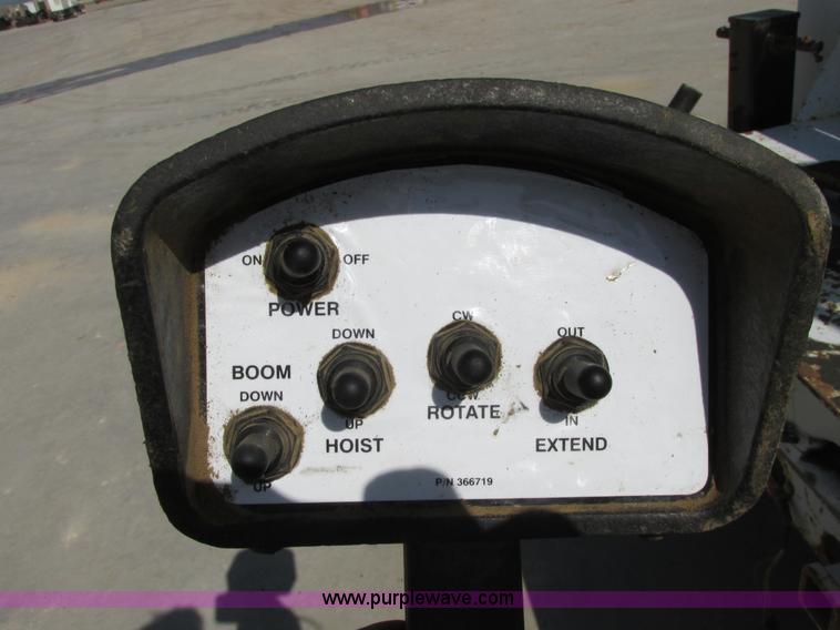 image for item A8575 2007 Ford F550 XL Super Duty service truck with crane