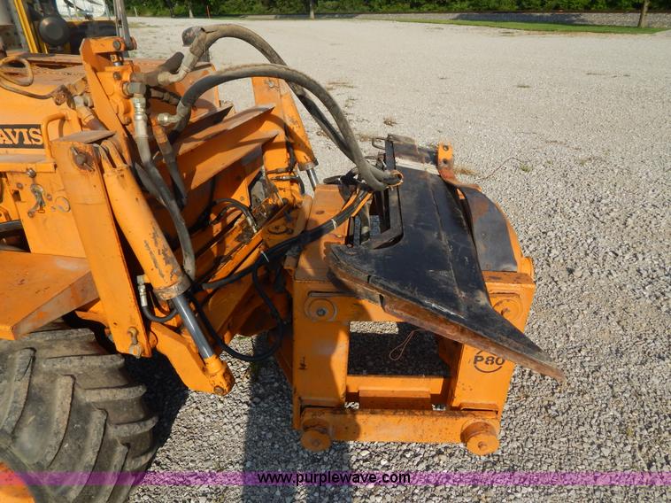 image for item AE9827 Case 70+4 articulated cable plow