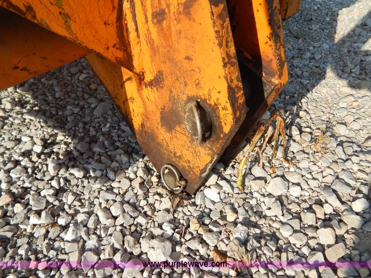 image for item AE9827 Case 70+4 articulated cable plow