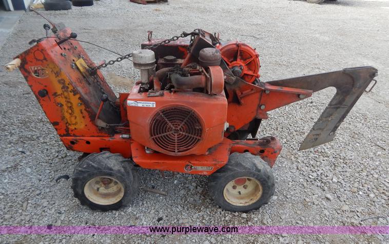 image for item AE9828 Ditch Witch VP12 cable plow