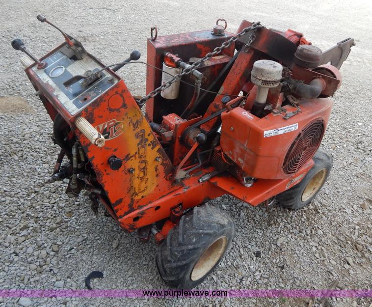 image for item AE9828 Ditch Witch VP12 cable plow