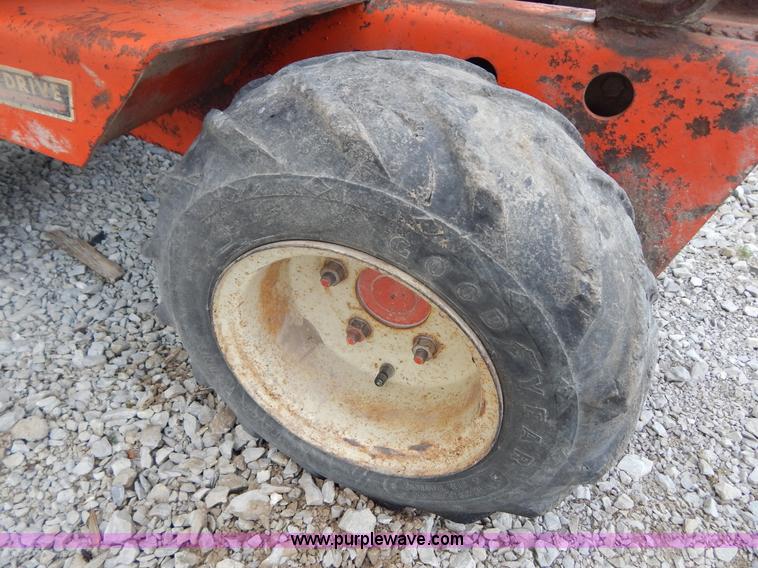 image for item AE9828 Ditch Witch VP12 cable plow