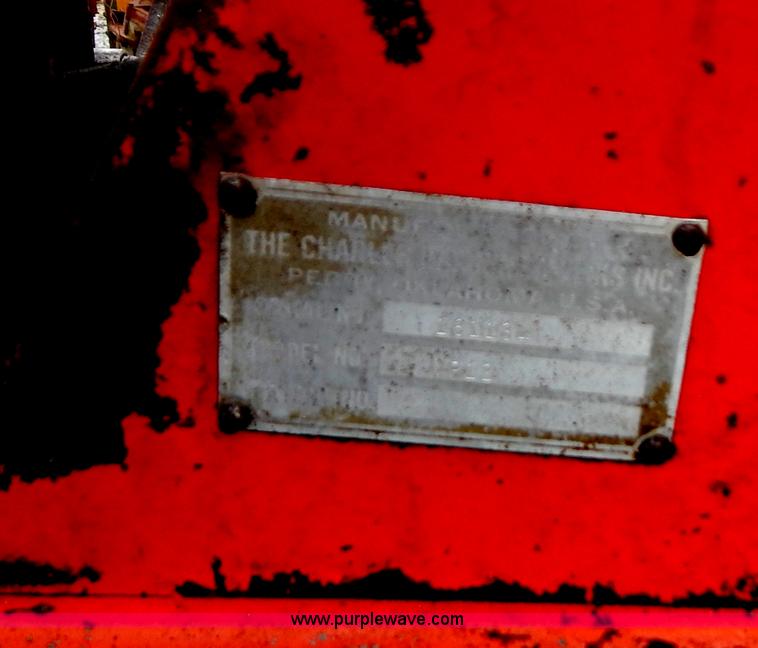 image for item AE9828 Ditch Witch VP12 cable plow