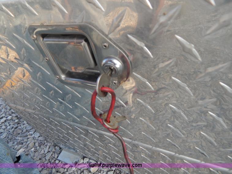 image for item AE9831 Tractor Supply aluminum fuel tank/toolbox