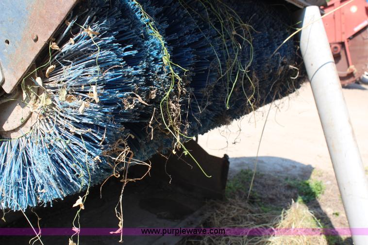 image for item AU9164 Bobcat 72" sweeper skid steer attachment