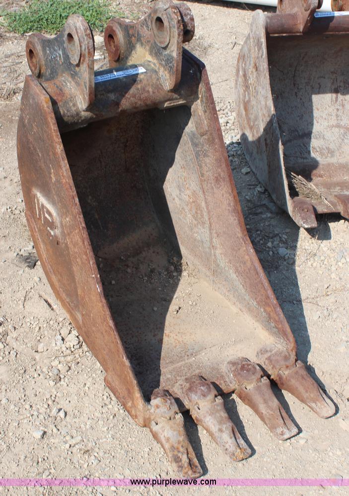 image for item AU9166 WB 18" excavator bucket