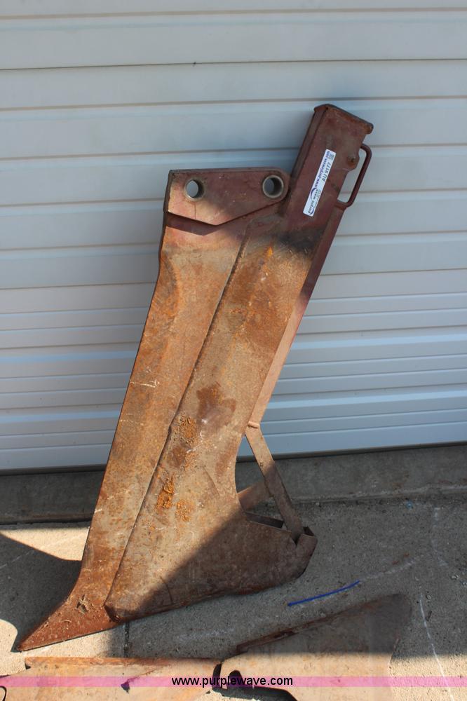 image for item AU9177 (2) cable plows