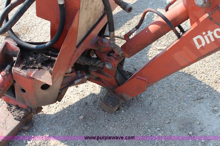 image for item AU9178 Ditch Witch 140 backhoe attachment