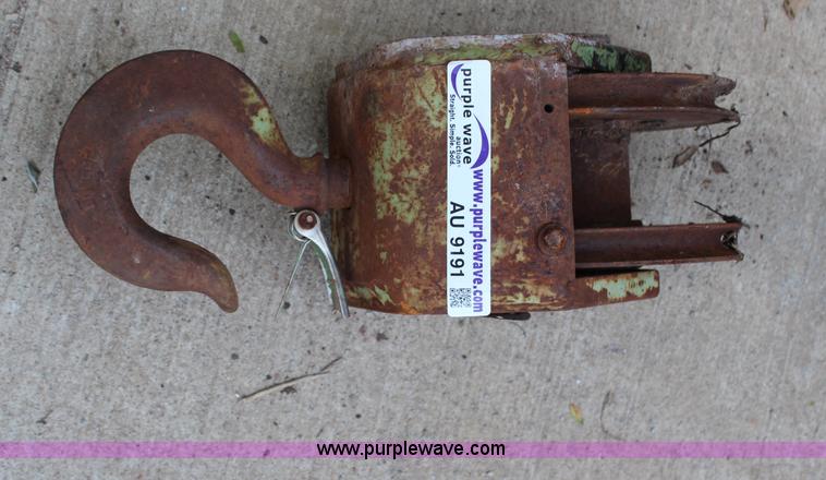 image for item AU9191 Two sheave block