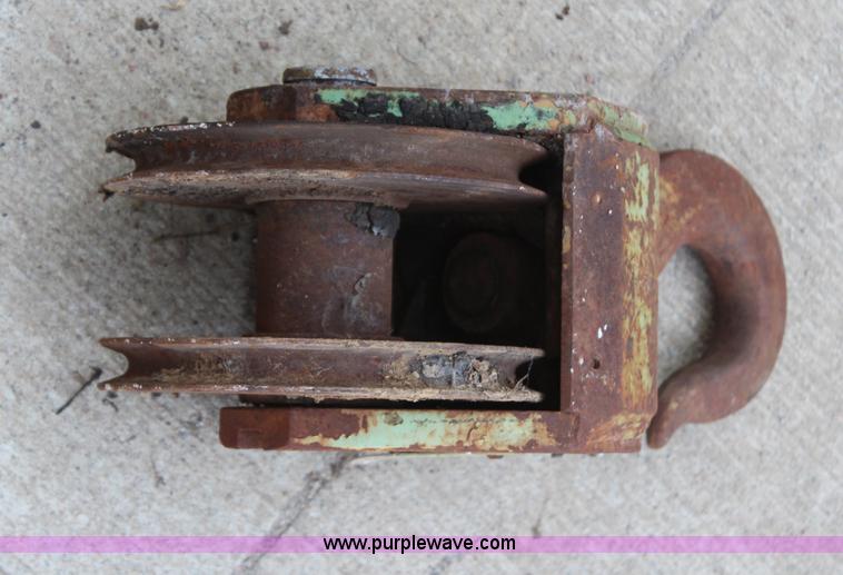 image for item AU9191 Two sheave block