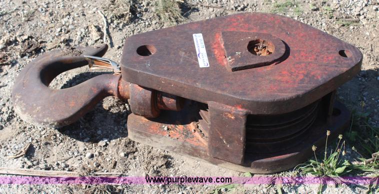 image for item AU9195 Crosby Laughlin 20 ton block