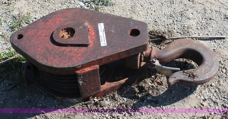 image for item AU9195 Crosby Laughlin 20 ton block