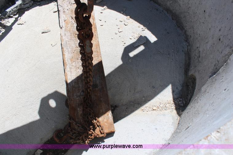 image for item AU9205 (2) manholes