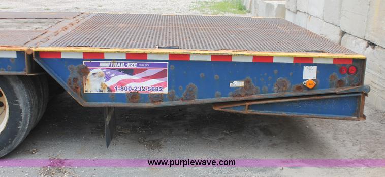 image for item D4770 2006 Trail-Eze TE80HT heavy duty hydraulic tail trailer