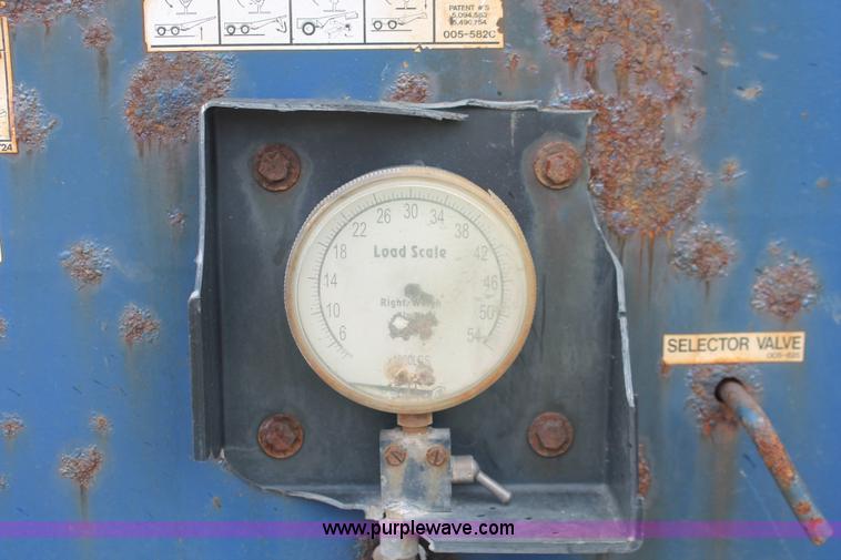 image for item D4770 2006 Trail-Eze TE80HT heavy duty hydraulic tail trailer