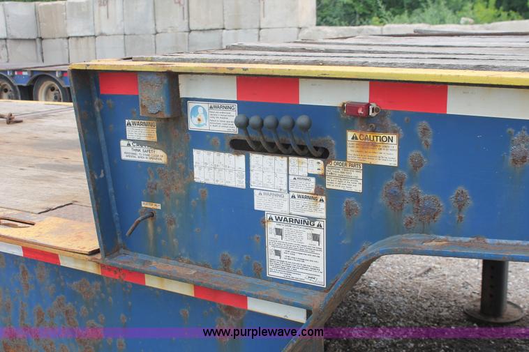 image for item D4770 2006 Trail-Eze TE80HT heavy duty hydraulic tail trailer