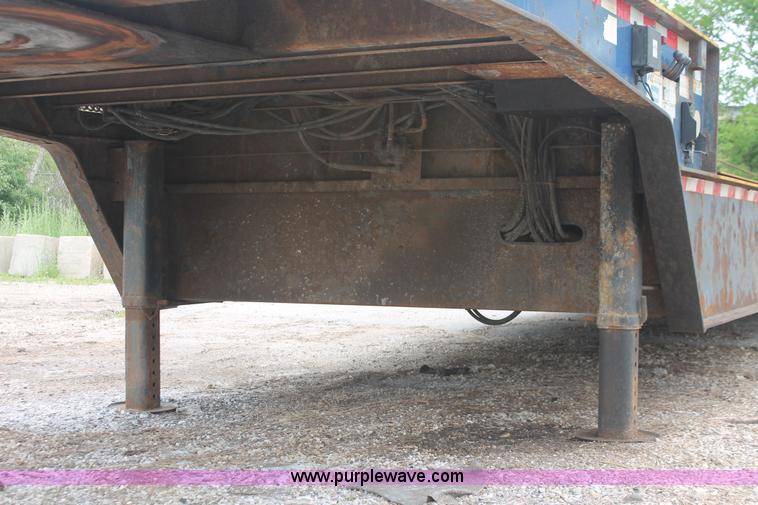 image for item D4770 2006 Trail-Eze TE80HT heavy duty hydraulic tail trailer