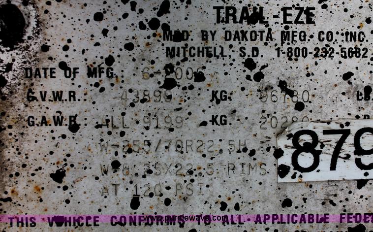 image for item D4770 2006 Trail-Eze TE80HT heavy duty hydraulic tail trailer