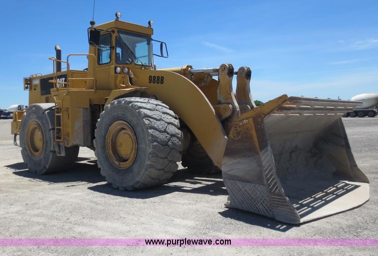 image for item D5972 1992 Caterpillar 988B wheel loader