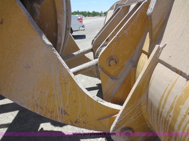 image for item D5972 1992 Caterpillar 988B wheel loader