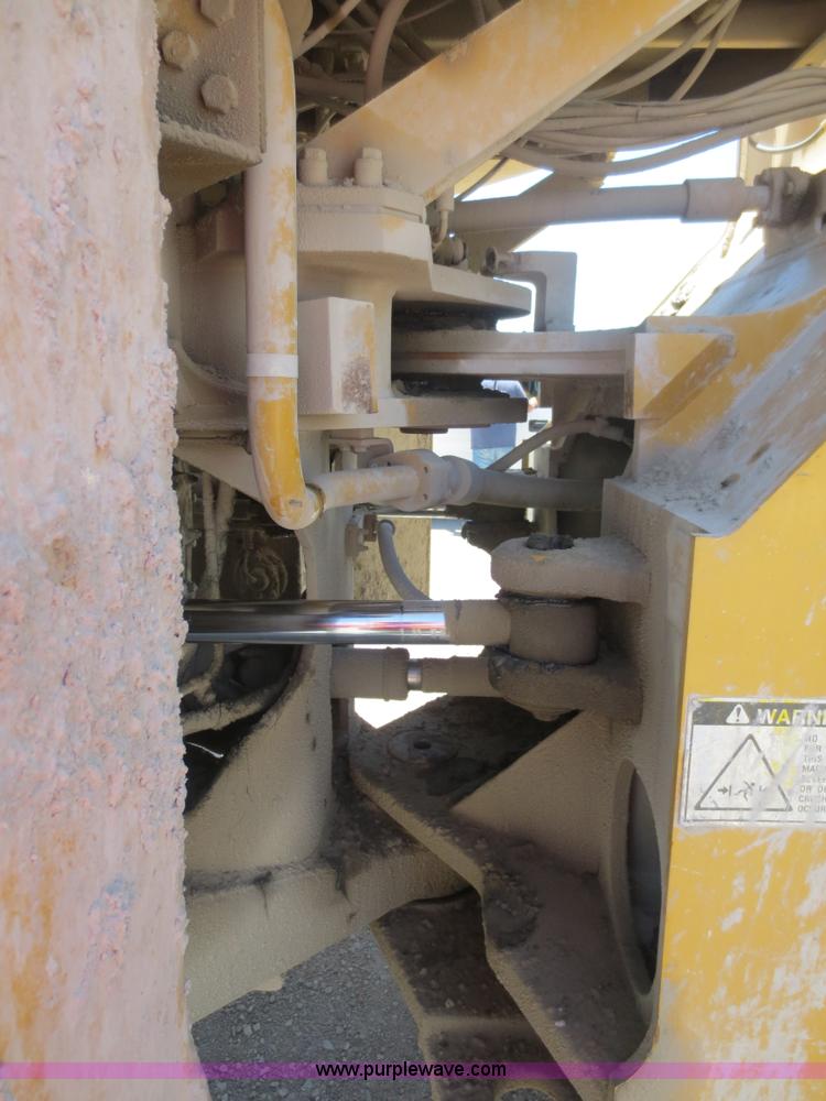 image for item D5972 1992 Caterpillar 988B wheel loader