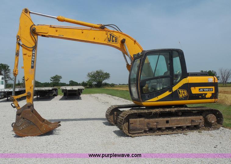 image for item D5974 2003 JCB 130LC excavator