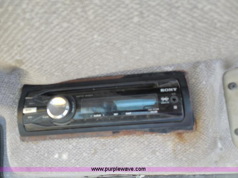 image for item D5974 2003 JCB 130LC excavator