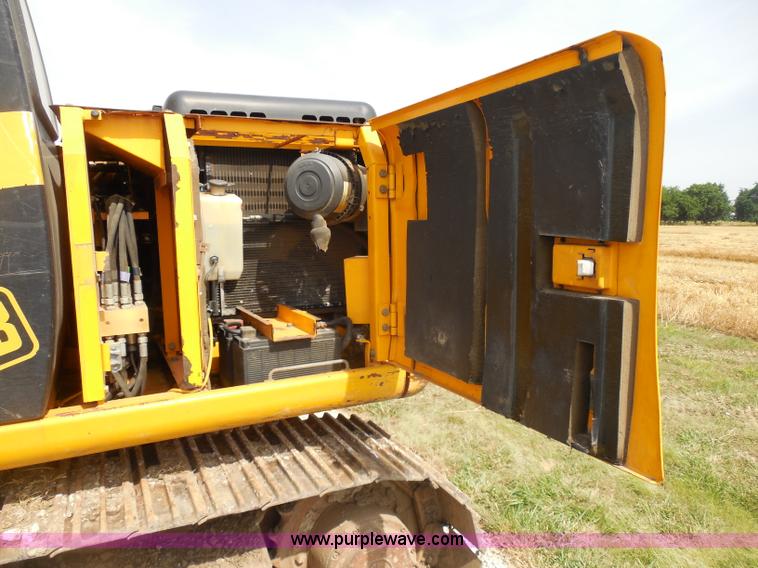image for item D5974 2003 JCB 130LC excavator