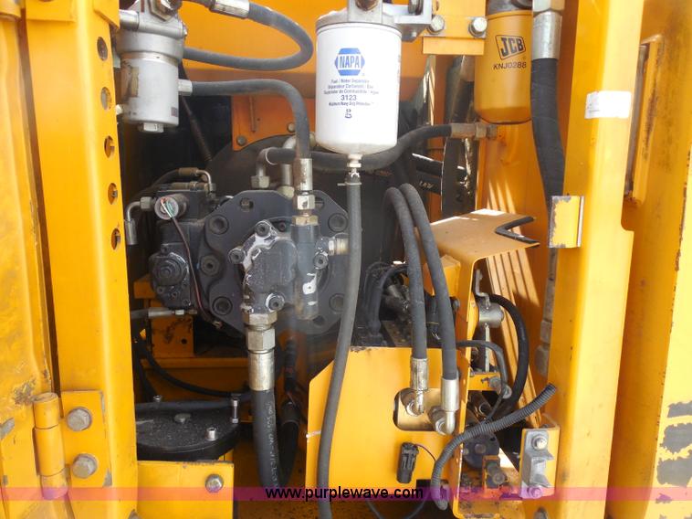 image for item D5974 2003 JCB 130LC excavator