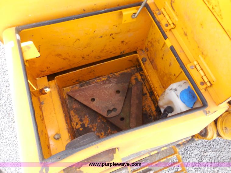 image for item D5974 2003 JCB 130LC excavator