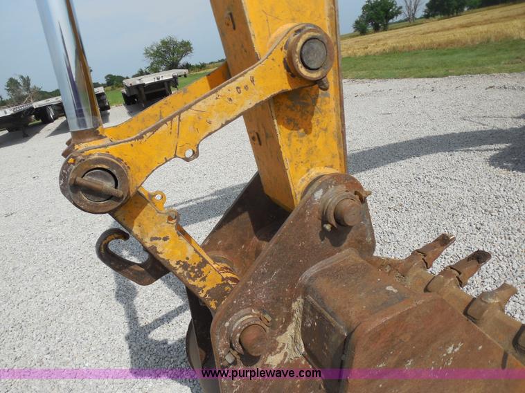 image for item D5974 2003 JCB 130LC excavator