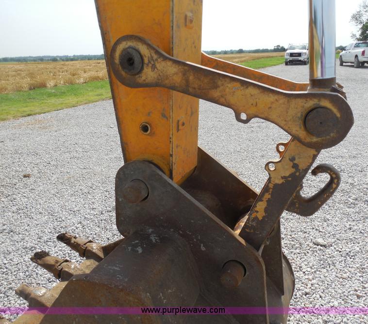 image for item D5974 2003 JCB 130LC excavator