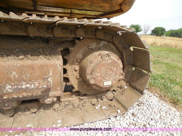 image for item D5974 2003 JCB 130LC excavator