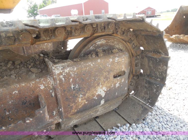 image for item D5974 2003 JCB 130LC excavator