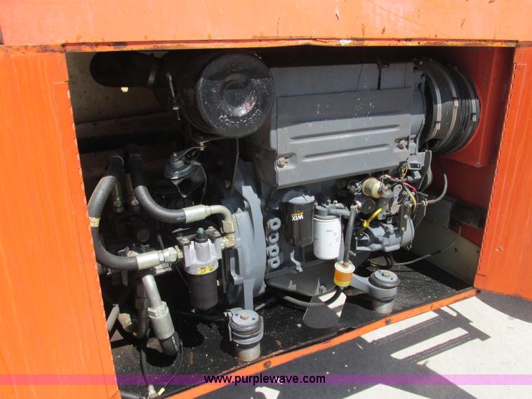 image for item E7272 JLG 500RTS rough terrain scissor lift