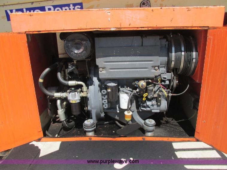 image for item E7272 JLG 500RTS rough terrain scissor lift